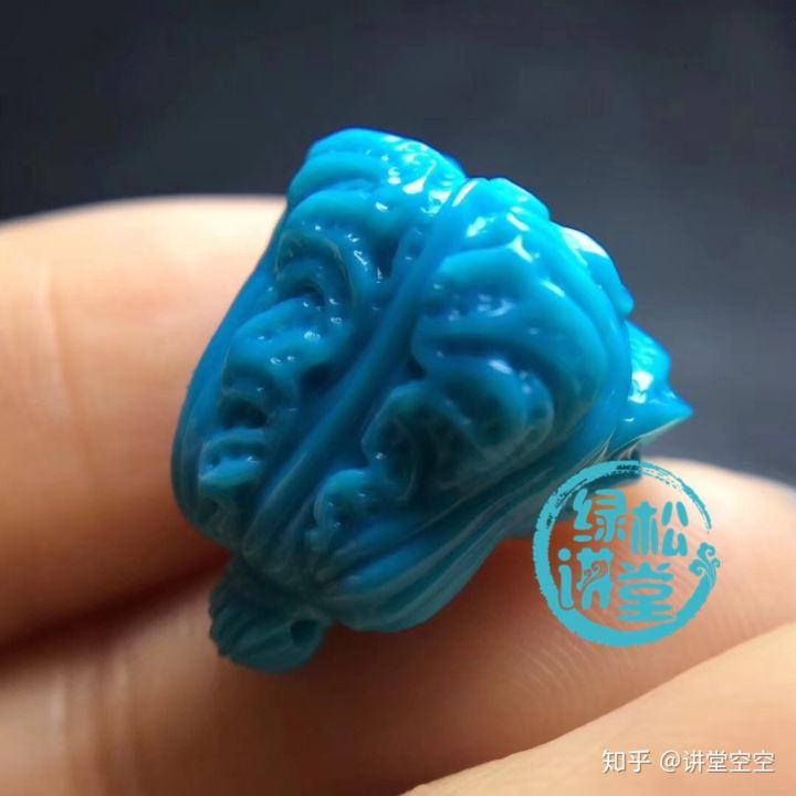 绿松石成分和物理特性是什么样的？（绿松石成分和物理特性是什么样的区别）